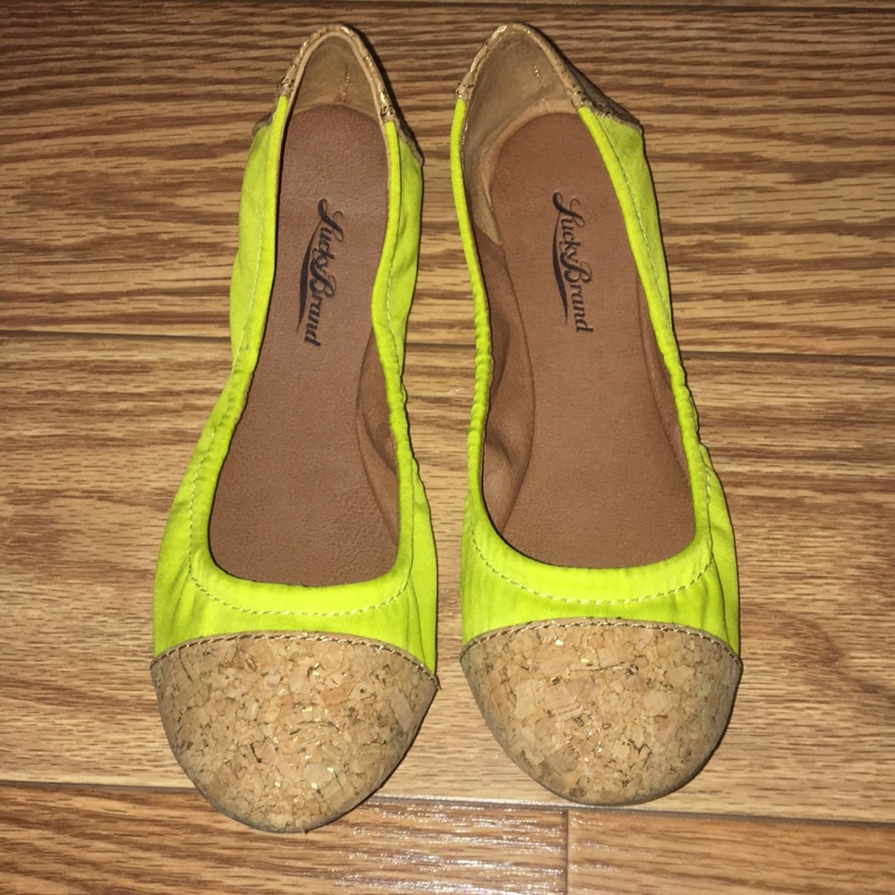 Lucky Brand yellow and cork flats, size 7